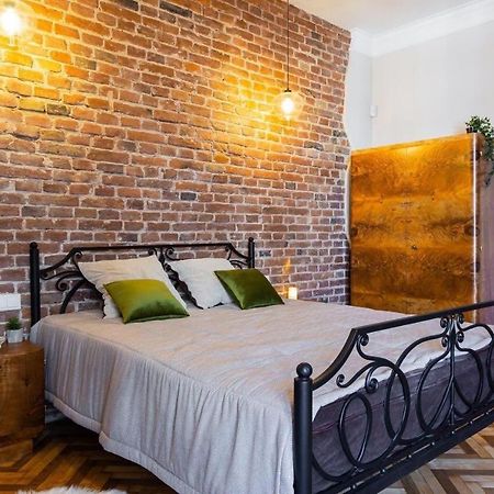 Смольського, 6 Apartment Лвив Екстериор снимка